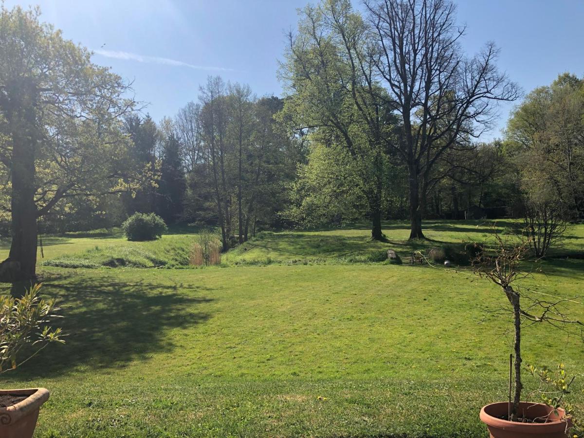 Moulin De Vilgris Bed & Breakfast Clairefontaine-en-Yvelines Exterior photo